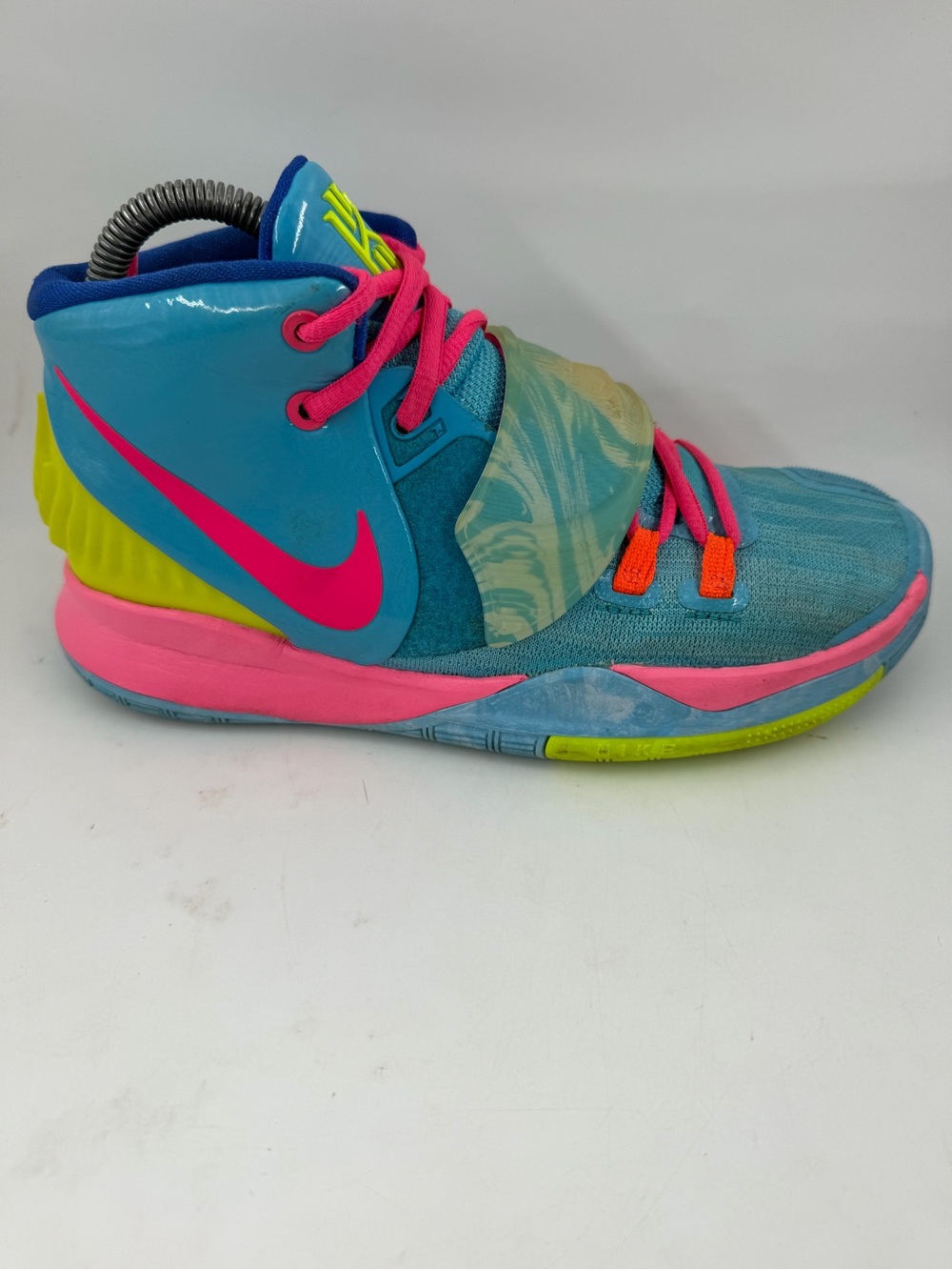 Nike Kid’s Kyrie 6 Pool Days - SZ 5 Y- Blue Pink Basketball Shoes Sneakers